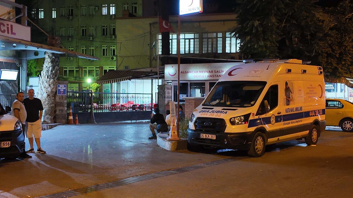 Konak ilçesinde Göztepe taraftarı 2 grup arasında çıkan, 1 kişinin