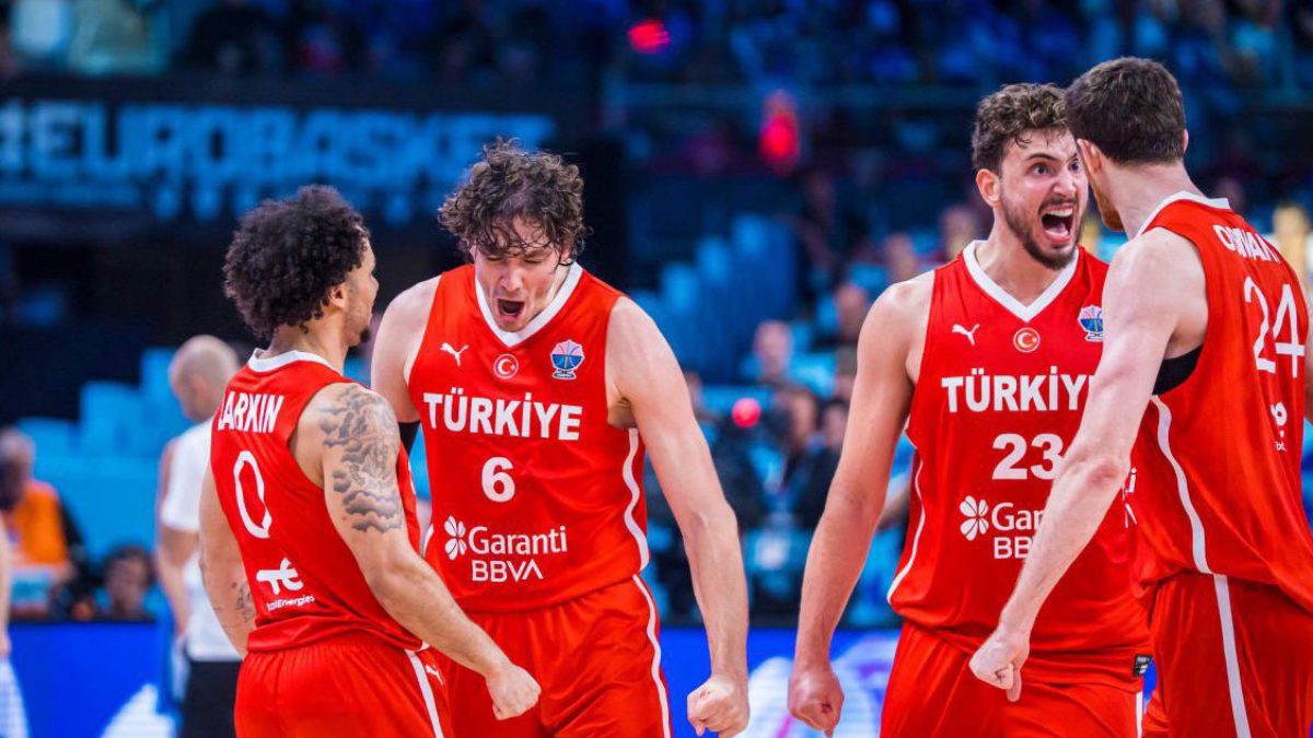 A Milli Erkek Basketbol Takımı, EuroBasket 2025 yarı finalinde Yunanistan’ı