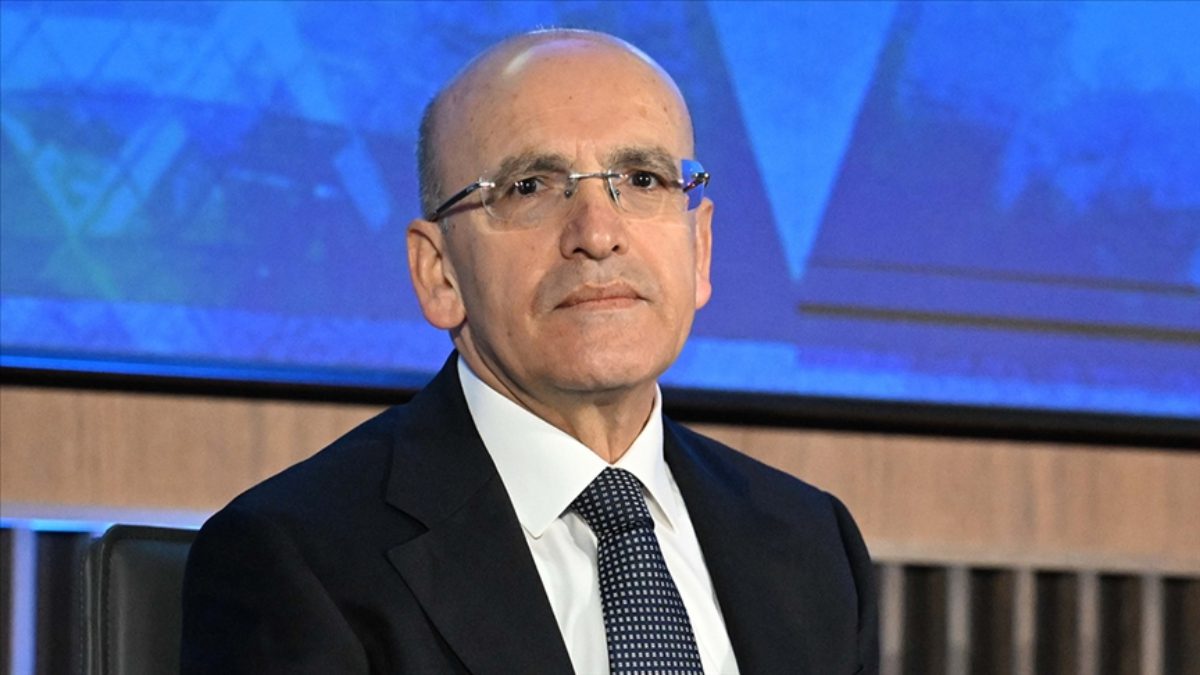 Mehmet Şimşek, 2025'de cari açığın GSYH'ye oranının yüzde 1,4 ile