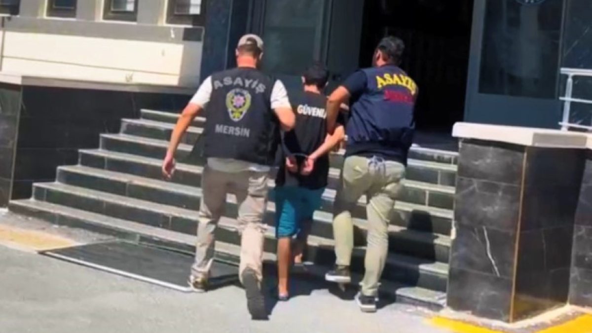 Polis ekipleri, çeşitli suçlardan 17 aranma kaydı bulunan ve 27