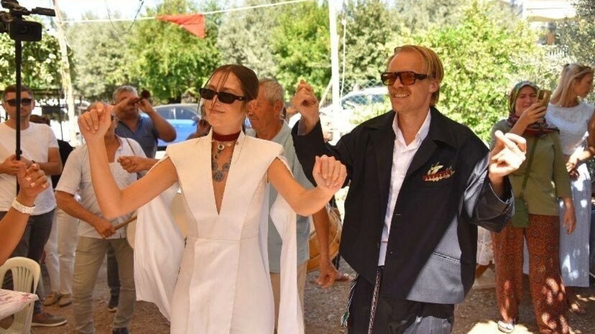 Fethiye ilçesinde İrem Coşkun ile Almanya uyruklu Jan Rancke, Türk