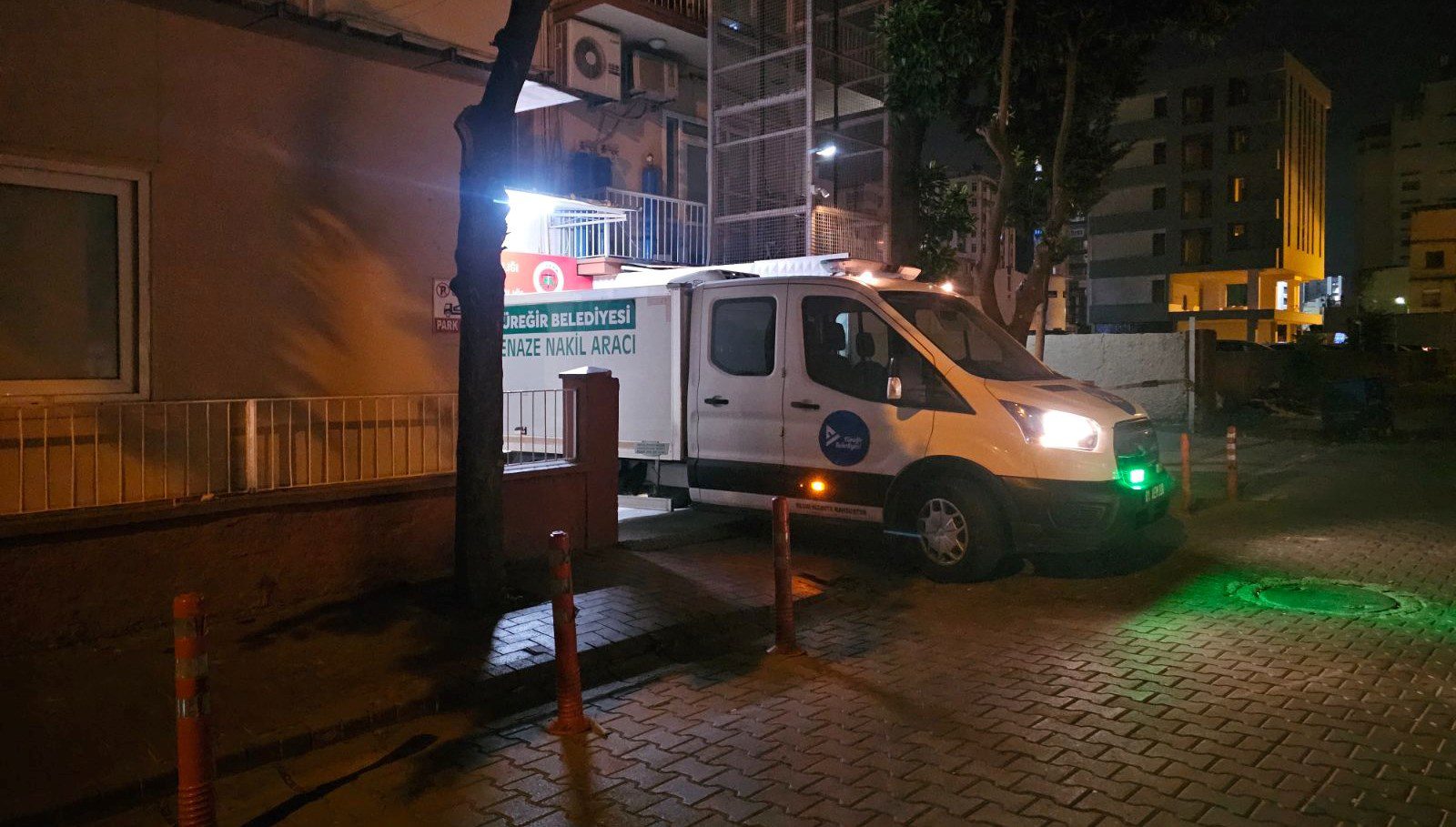 Adana'da komşular arasında araç park etme nedeniyle çıkan kavgada Dalyan