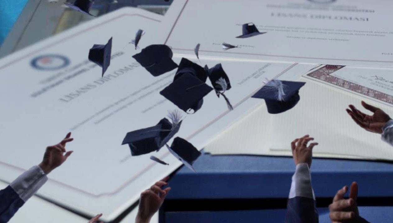 Kamu görevlilerinin e-imzalarını ele geçirerek sahte diploma temin eden 134