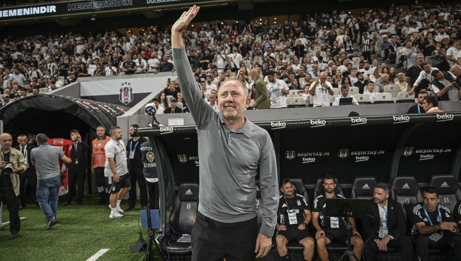 Beşiktaş Teknik Direktörü Sergen Yalçın, Başakşehir galibiyetinin ardından açıklamalarda bulundu.