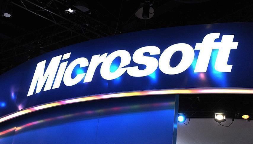 Microsoft'un Windows 10 desteğini sonlandırma kararı bilişim sektöründe tartışma yarattı.