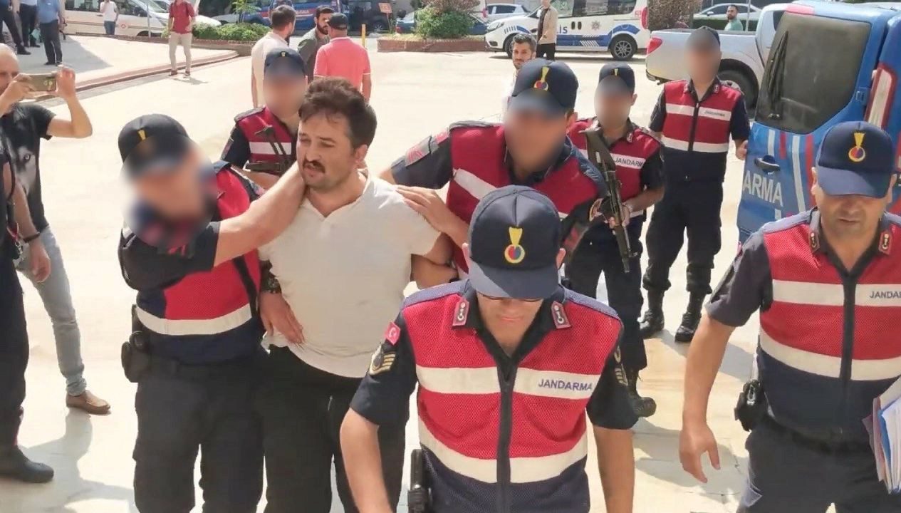 Aydın'da eşi Necla Aydoğdu'yu bıçaklayarak öldüren ve raporla akıl sağlığının