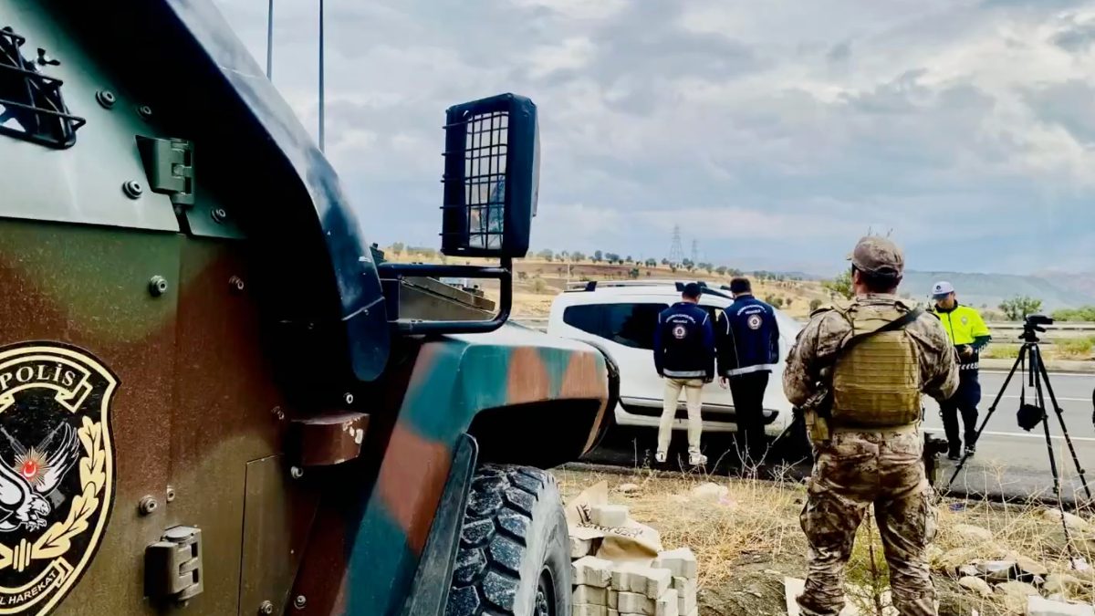 Göçmen kaçakçılığıyla mücadele Türkiye genelinde hız kesmeden sürdürülürken İçişleri Bakanı