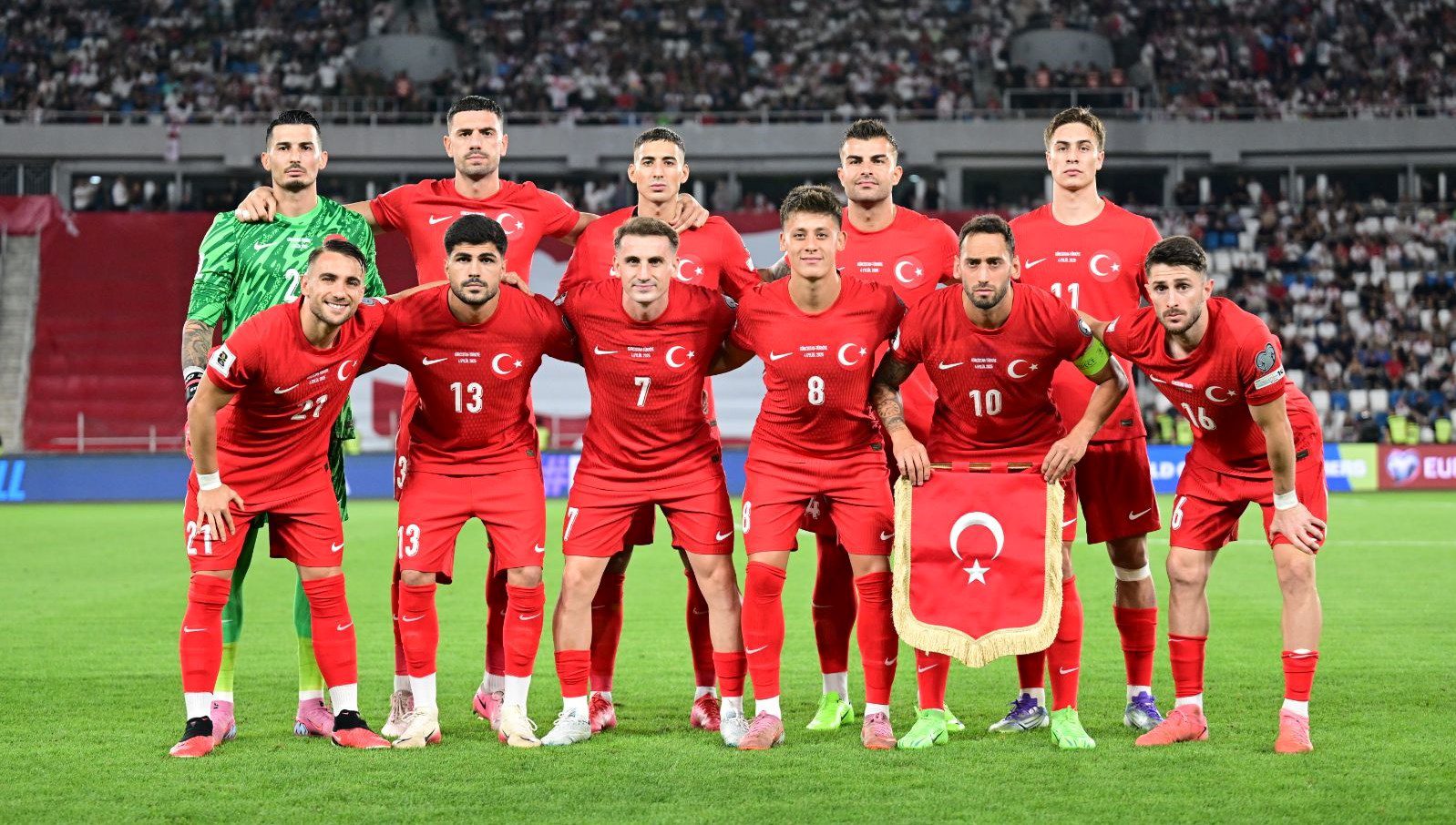 A Milli Takım, Dünya Kupası Avrupa Elemeleri E Grubu üçüncü