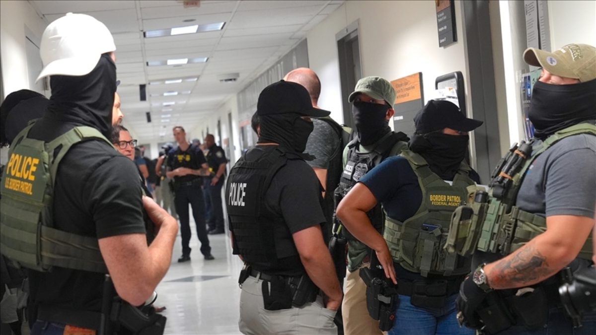 ABD İç Güvenlik Bakanı Kristi Noem, Başkan Donald Trump'ın göreve