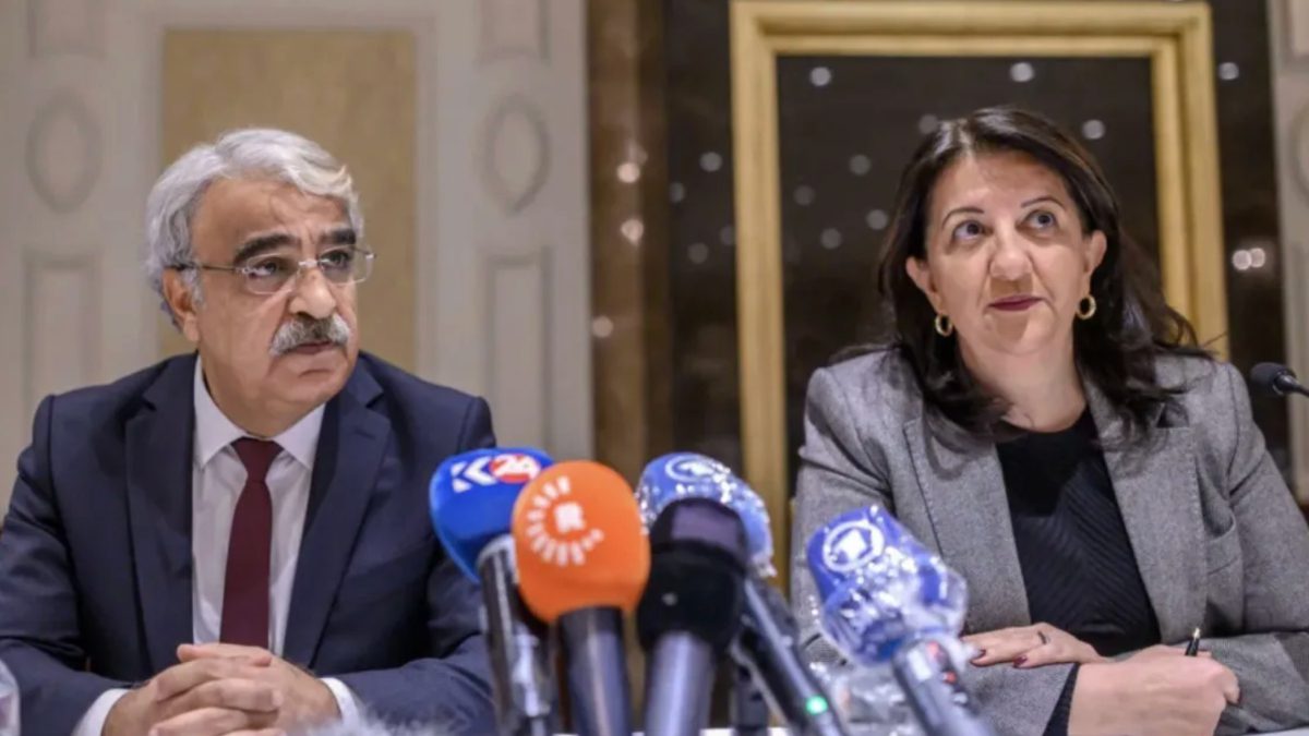 DEM Partisi İmralı Heyeti, dün Abdullah Öcalan ile görüşmesinin ardından