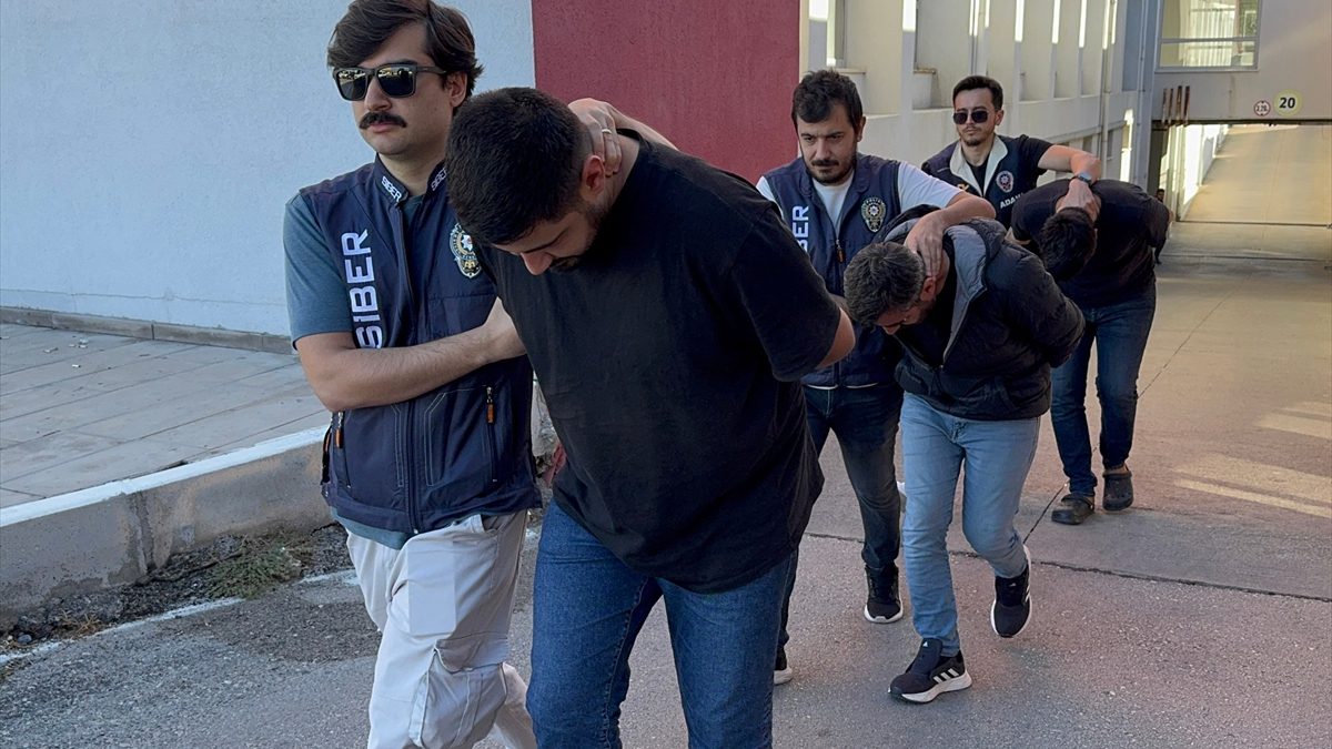 Kentte internetten otomobil satış ilanında sazan sarmalı yöntemiyle 1 milyon