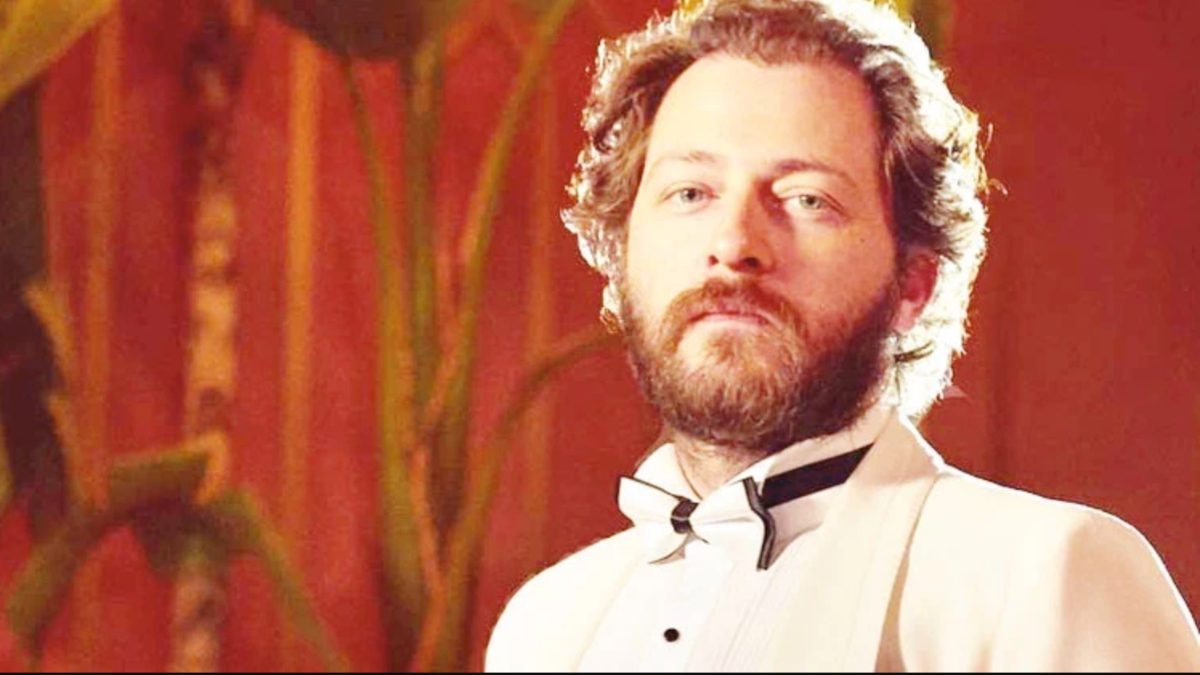 Katıldığı programda dikkat çeken açıklamalarda bulunan Alican Yücesoy'un, oyuncular hakkında