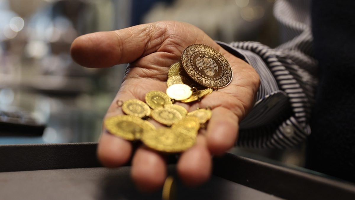 Haftanın ilk gününde piyasalar rekorla açıldı. Geçen hafta 5 bin