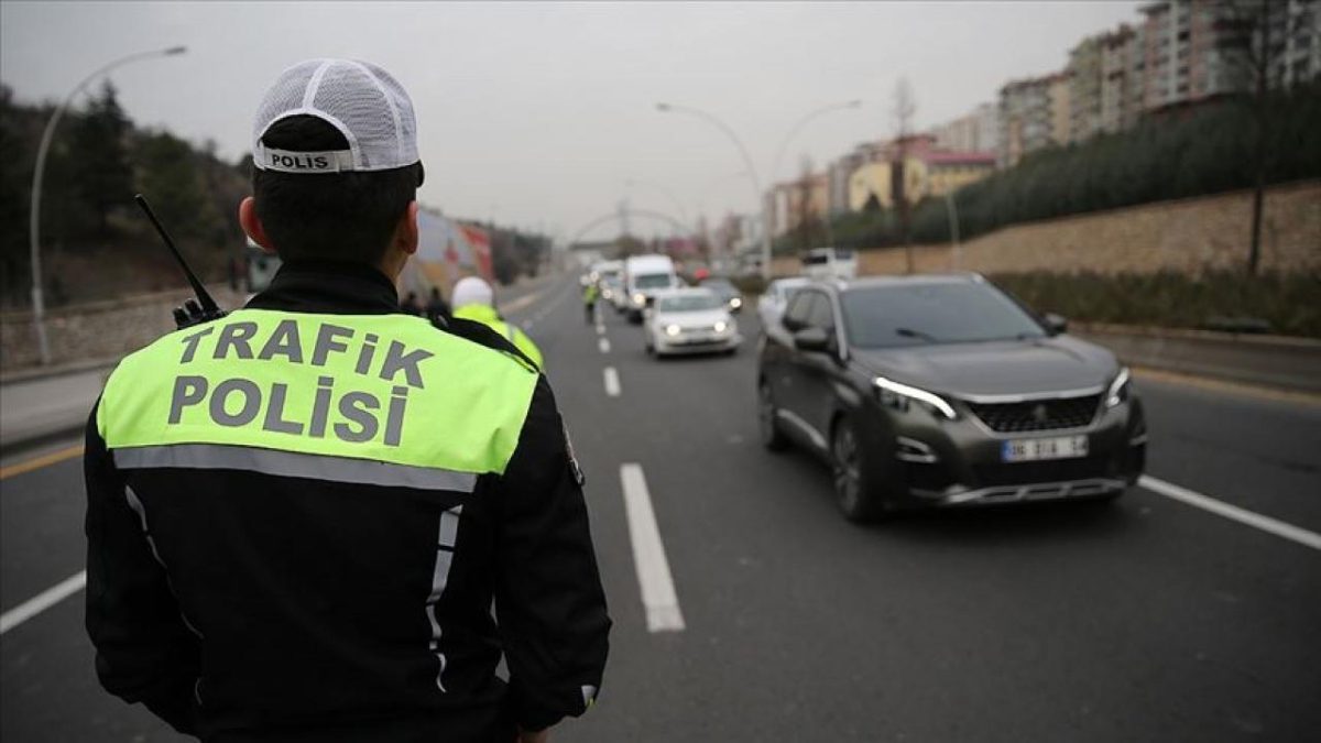 Ankara'da bazı yollar, bugün düzenlenecek iki ayrı etkinlik nedeniyle sabahtan