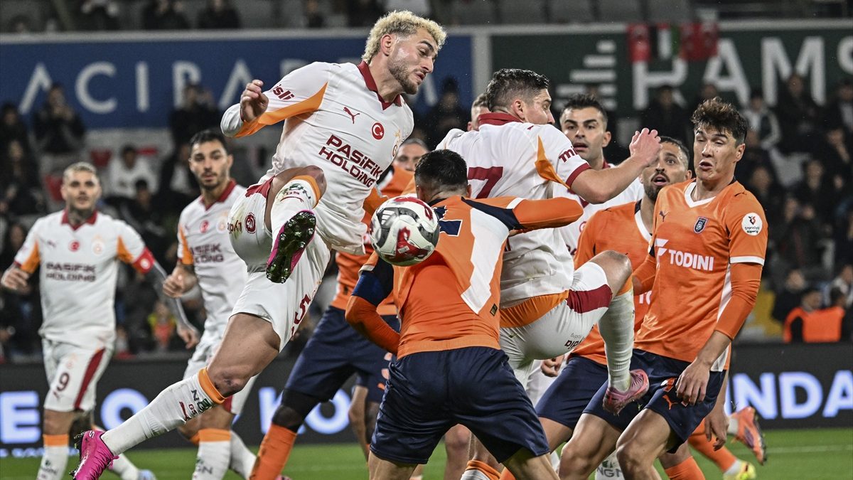 Süper Lig’in 9. haftasında evinde Galatasaray’a 2-1 mağlup olan Başakşehir’in