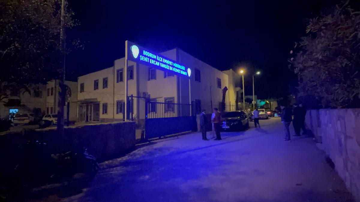 Muğla'nın Bodrum ilçesinde, CHP’li belediye meclis üyesi Niyazi Atare, bir