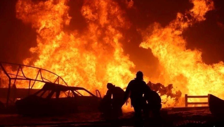 İtalya'da borçları nedeniyle evlerinden tahliye edilmek istenen üç kardeş, çocukluklarını
