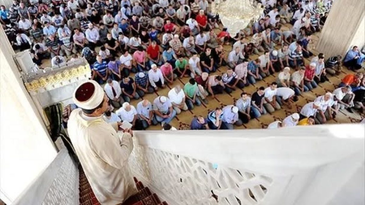 Bugün işlenecek olan cuma hutbesinin konusu, "birlik ve kardeşlik" olarak