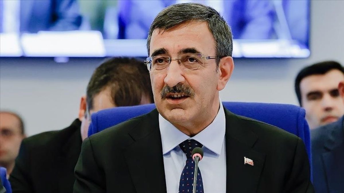 Cumhurbaşkanı Yardımcısı Cevdet Yılmaz, bütçe harcamalarının planlandığı şekilde ilerlediğini belirterek,