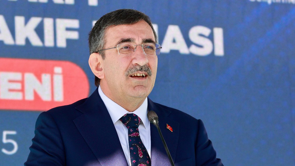 Cumhurbaşkanı Yardımcısı Cevdet Yılmaz, enflasyon rakamlarının beklentilerin üzerinde geldiğini belirterek,