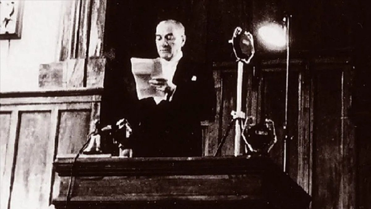 29 Ekim 1923 yılında ilan edilen Cumhuriyet ile birlikte Türk