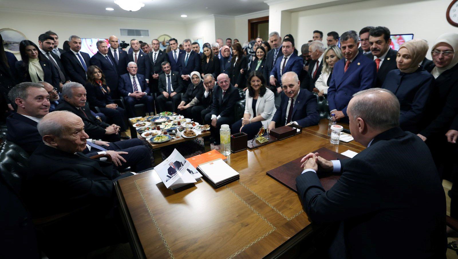 İYİ Parti Genel Başkanı Müsavat Dervişoğlu, Türkiye Büyük Millet Meclisi'nin