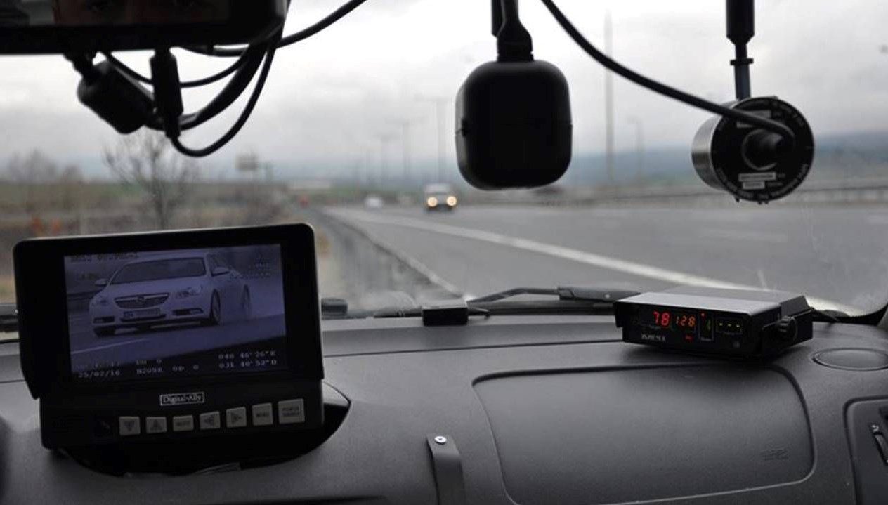 Karayollarında belediyeler tarafından işletilen Elektronik Denetleme Sistemleri'ne (EDS) belirli bir
