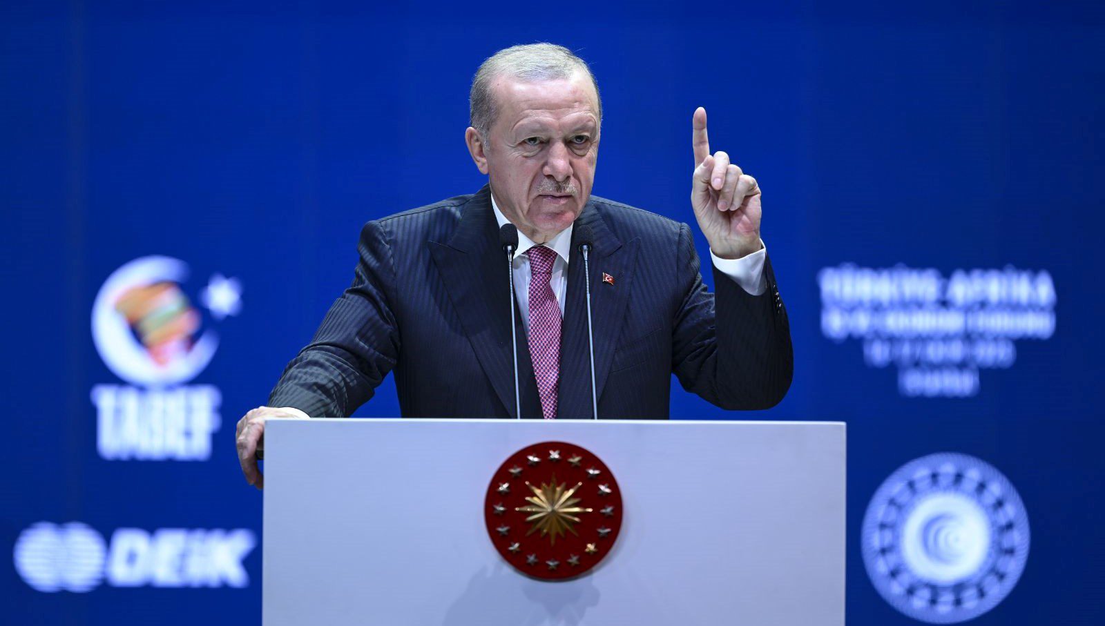 Cumhurbaşkanı Recep Tayyip Erdoğan, kara para aklama ve yasa dışı