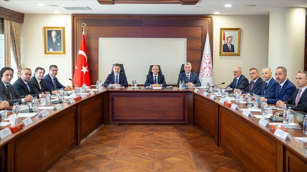 Bugün düzenlenen Finansal İstikrar Komitesi toplantısında Türkiye'nin makroekonomik görünümünün ele