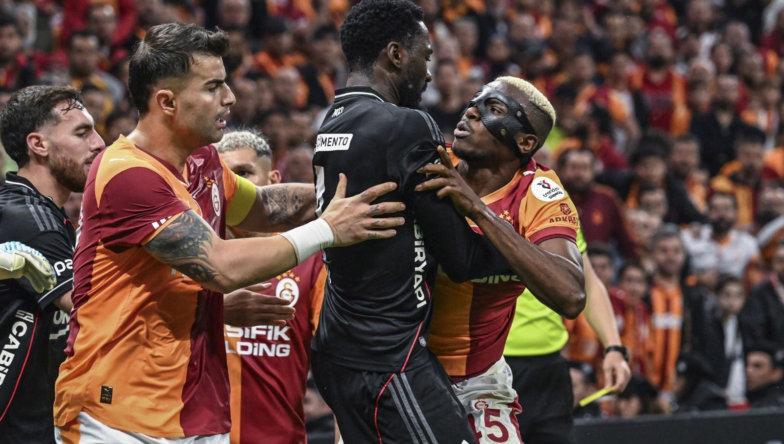 Galatasaray-Beşiktaş derbisinde kural hatası yapıldığına yönelik iddia sonrası TFF'den resmi