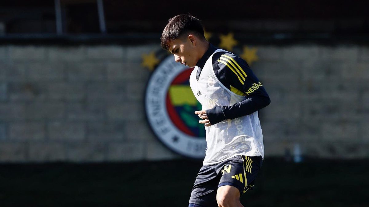 Galatasaray'dan yetişen Yusuf Akçiçek'te olduğu gibi Efe Fettahoğlu da rotasını