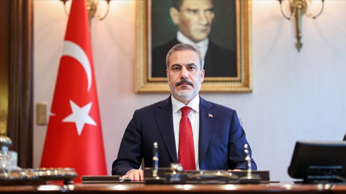 Dışişleri Bakanı Hakan Fidan, yarın Birleşik Arap Emirlikleri’ne (BAE) ziyaret