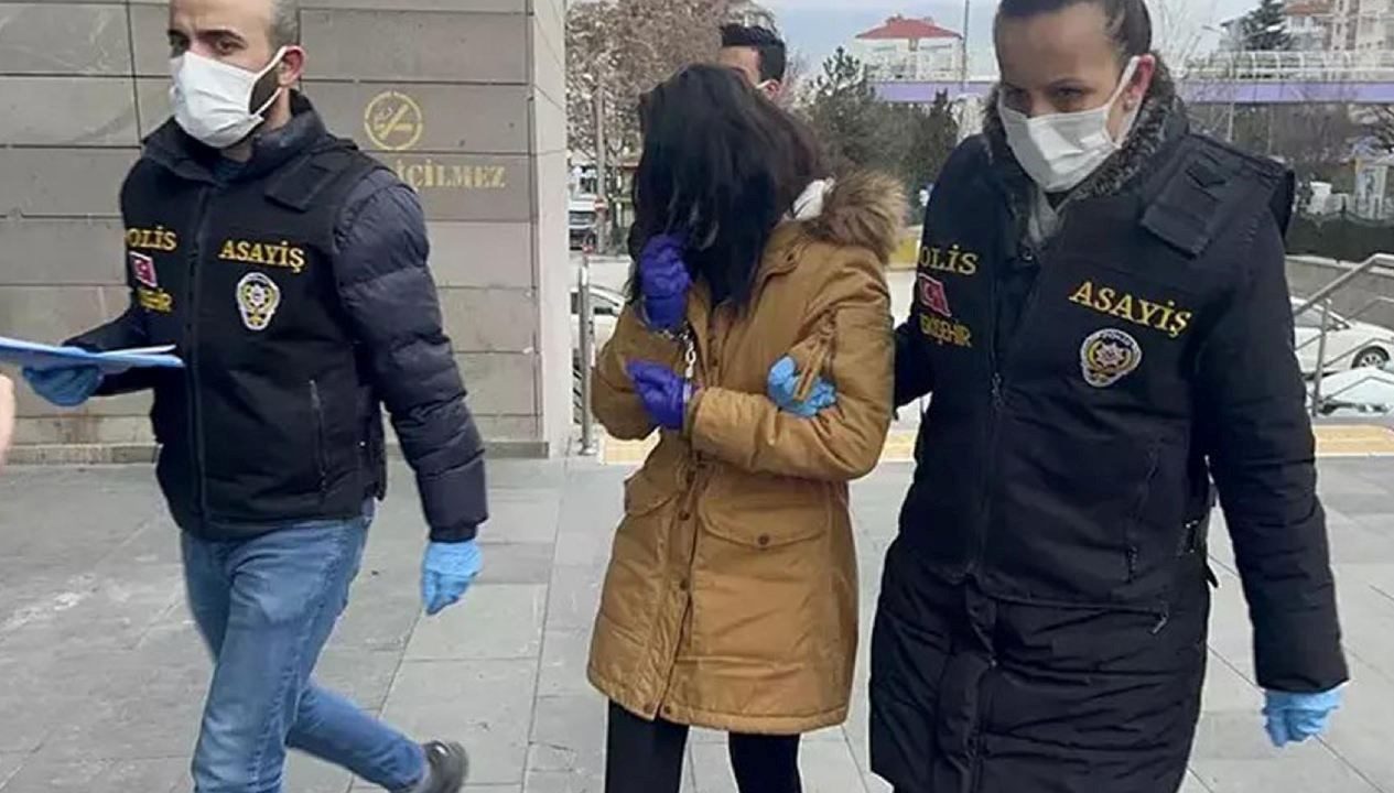 Eskişehir'de halasını bıçakla öldüren Süleyha Yılmaztür'ün kakıl sağlığının yerinde olduğu