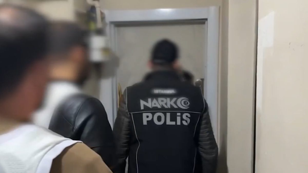 İçişleri Bakanı Ali Yerlikaya, İstanbul'da 4 milyon 42 bin adet