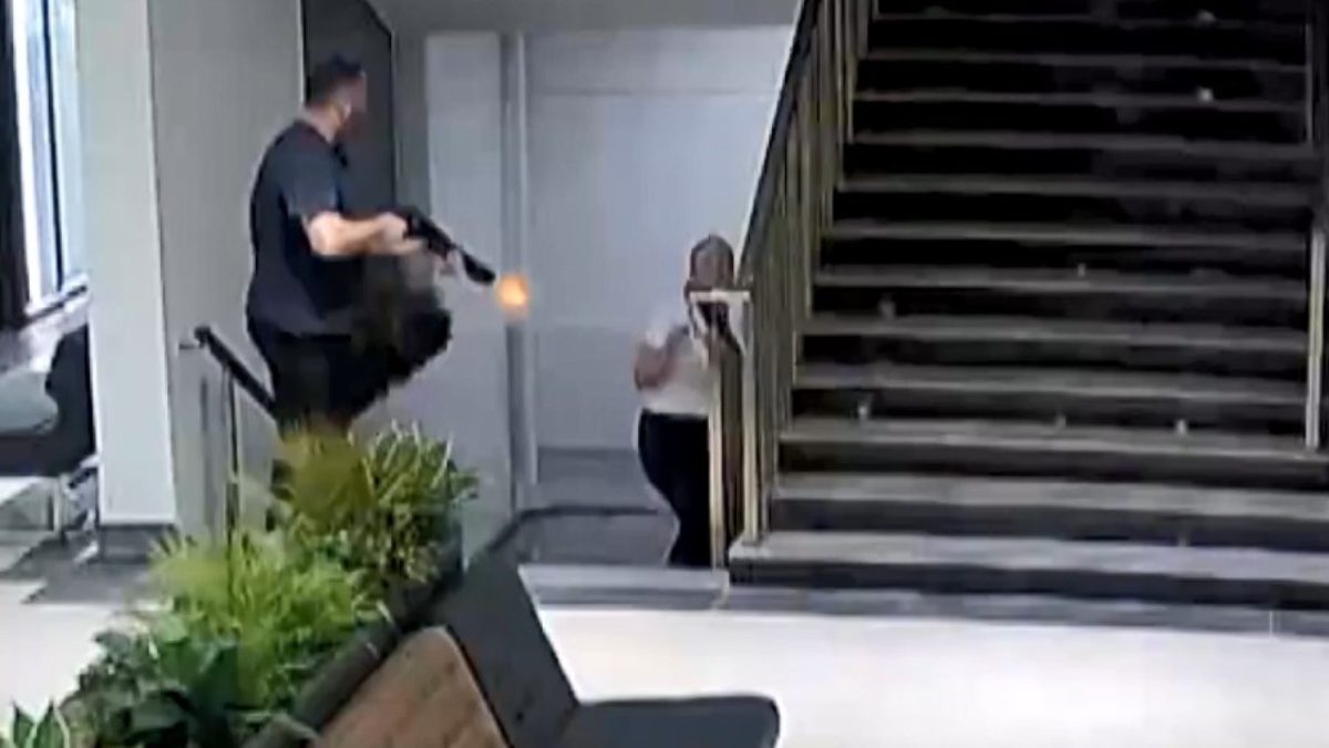 Onikişubat ilçesinde, hastane içerisinde 2 çocuk annesi eski eşini pompalı