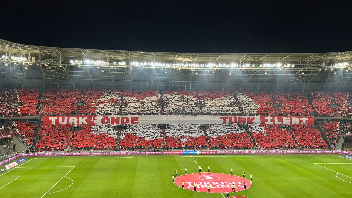 A Milli Futbol Takımı ile Gürcistan arasında oynanacak karşılaşmaya taraftarlar