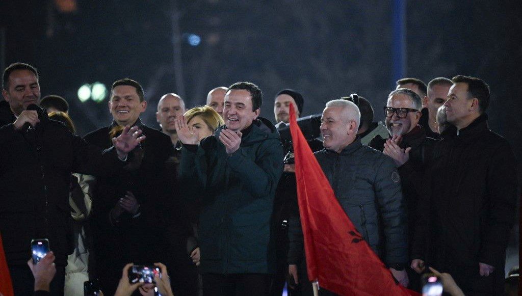 Kosova’da genel seçimden birinci sırada çıkan Kendin Karar Al Hareketinin