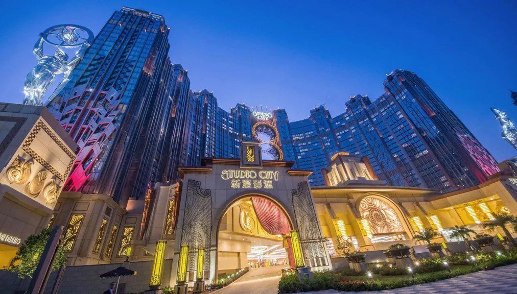 Dünyanın en büyük kumar merkezi olarak Las Vegas’ı yaklaşık 20