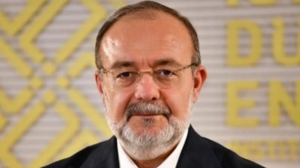 Prof. Dr. Mehmet Görmez Resulullah (S.A.V.)'ın mü'min tarifini 5 hadis-i