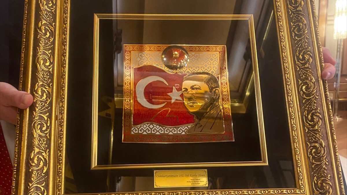 MHP Genel Başkanı Devlet Bahçeli, 29 Ekim Cumhuriyet Bayramı dolayısıyla