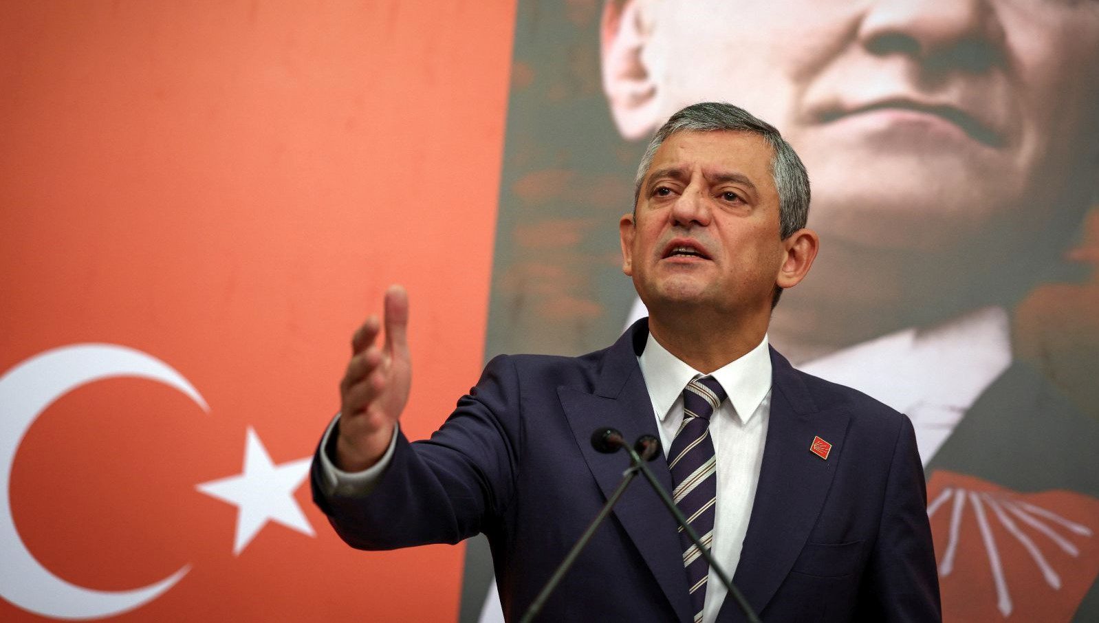 CHP Genel Başkanı Özgür Özel, Ankara Büyükşehir Belediye Başkanı Mansur