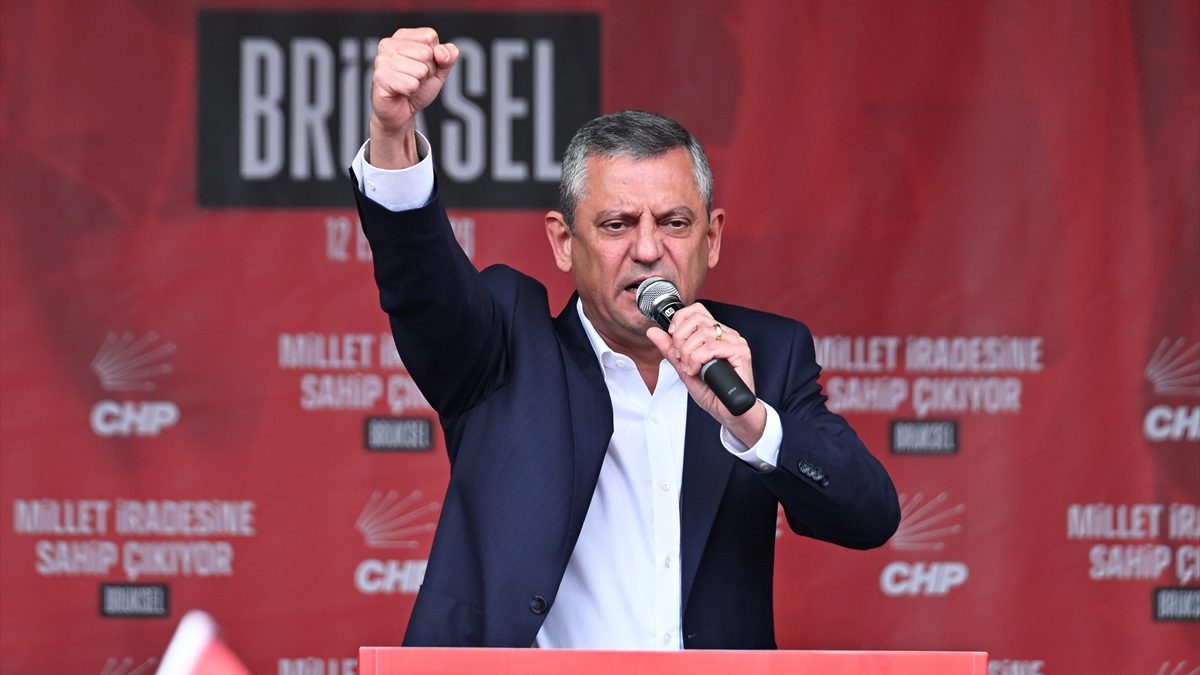 CHP Genel Başkanı Özgür Özel, Avrupa Sosyalistler Partisi’nin (PES) kongresine