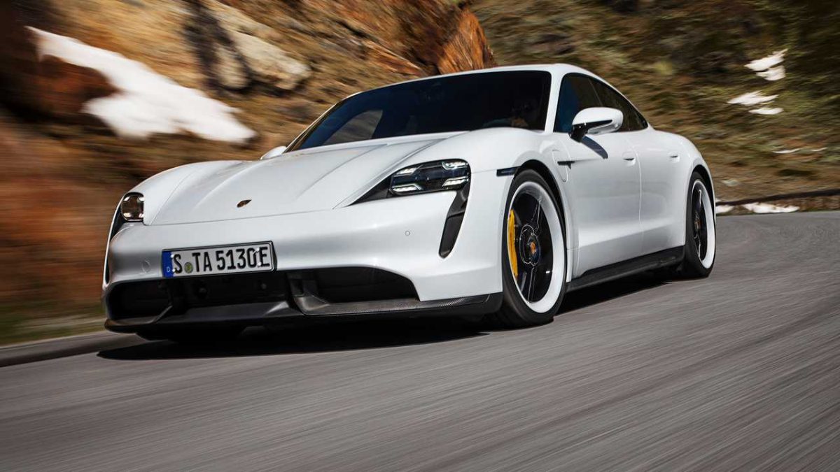 Alman lüks otomobil üreticisi Porsche, 2025'in ilk dokuz ayında küresel