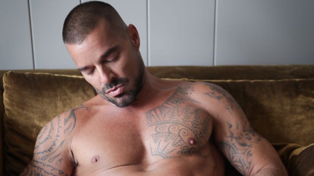 Ricky Martin, cesur sosyal medya paylaşımları ve formda görünümüyle bir