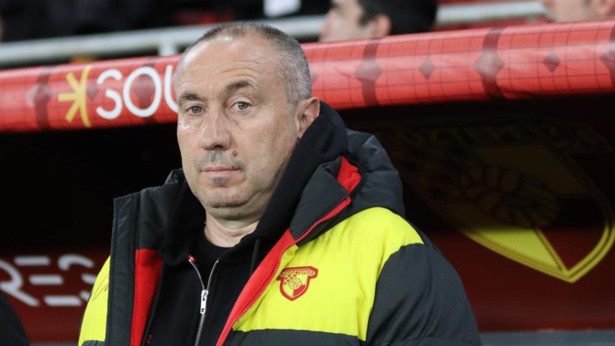 Süper Lig’de yoluna namağlup devam eden Göztepe’de Bulgar teknik direktör