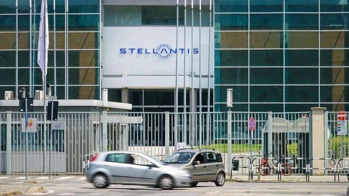 Otomotiv devi Stellantis, Avrupa pazarındaki zorluklar ve stok yönetimi gerekçesiyle,