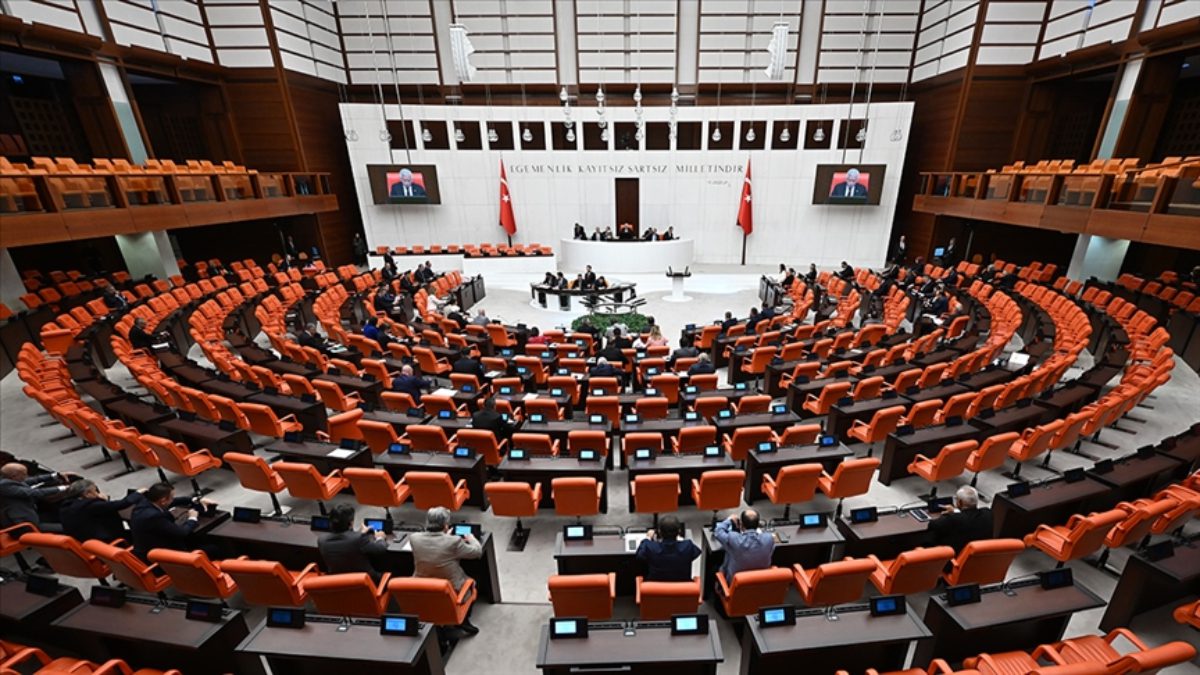 AK Parti milletvekillerince hazırlanan 11. Yargı Paketi ile 15 yaşını