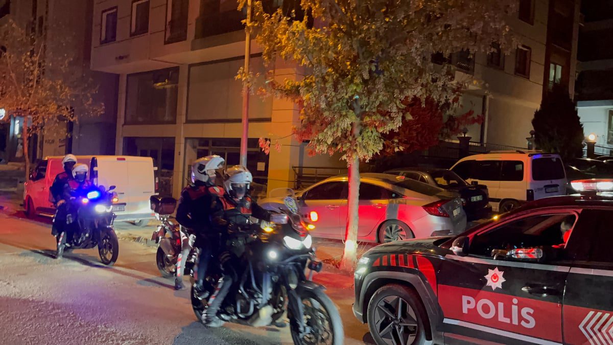 Çorlu'da şüpheli hareketleriyle polisin dikkatini çeken motosikletli, kovalamaca sırasında ekip