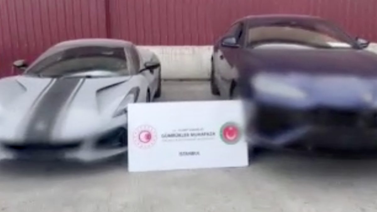 Yeşilköy Gümrük Müdürlüğü kayıtlarında bulunan 9 lüks aracın değerlerinin düşük