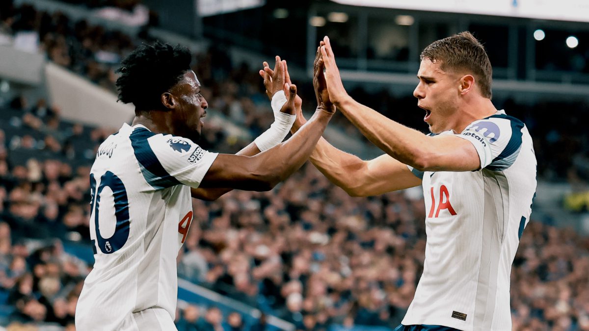 Tottenham, Premier Lig'in 9. haftasında deplasmanda Everton'u 3-0'lık skorla mağlup